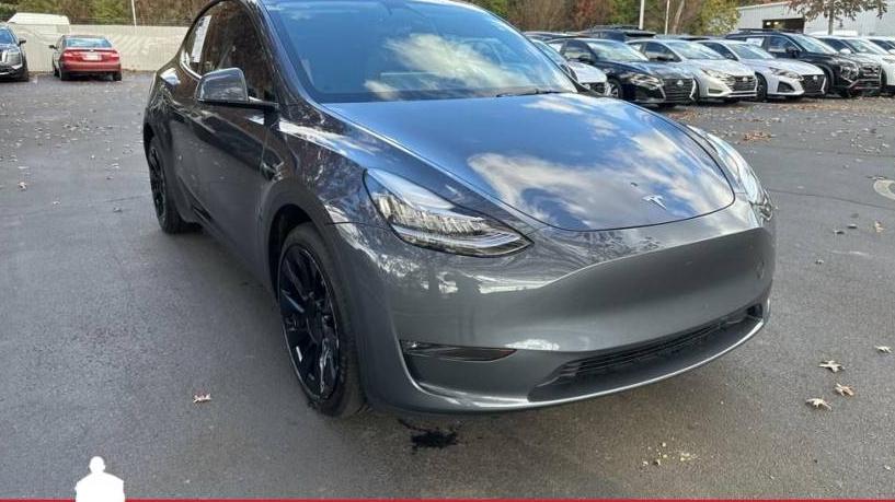 TESLA MODEL Y 2023 7SAYGDEE6PA051931 image